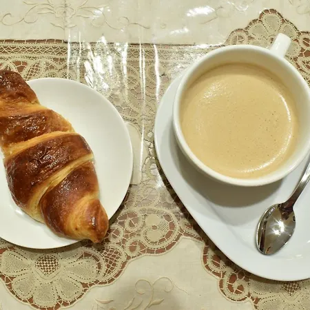 לינה וארוחת בוקר Antico Borgo