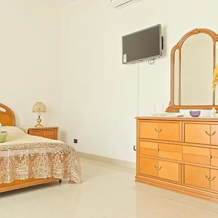 לינה וארוחת בוקר Antico Borgo