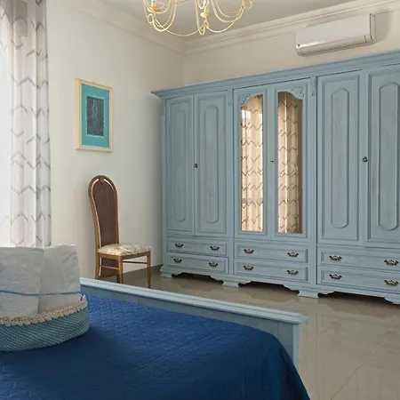 Antico Borgo לינה וארוחת בוקר