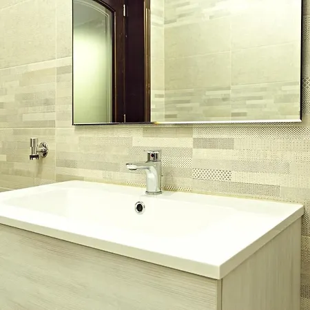 Antico Borgo 3* סן פנקרציו סלנטינו