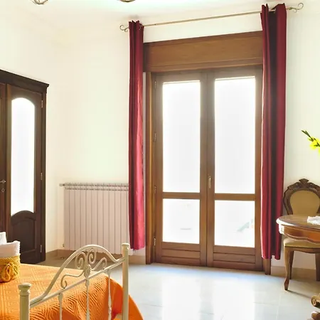 לינה וארוחת בוקר Antico Borgo 3*