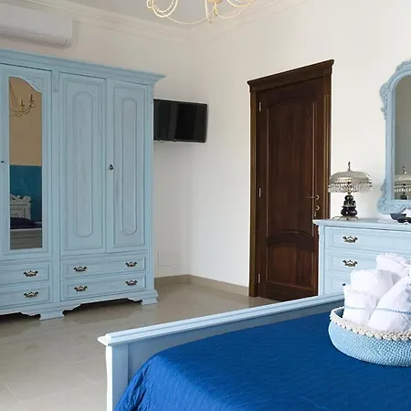 Antico Borgo 3*